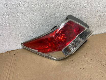 2008 to 2012 Honda Accord Sedan Tail light Left Driver LH Side AG8001 LK2