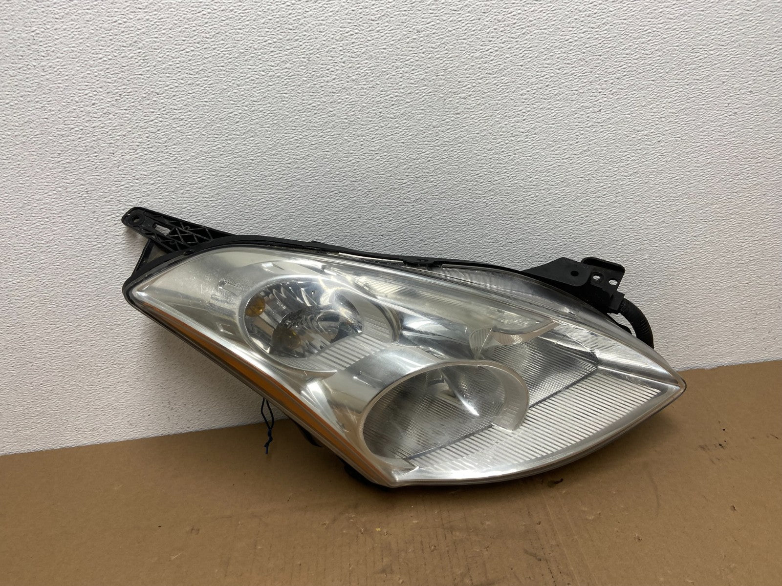 Sedan 2010 2011 2012 Nissan Altima Headlight Right Passenger Rh OEM AB6425 DW0