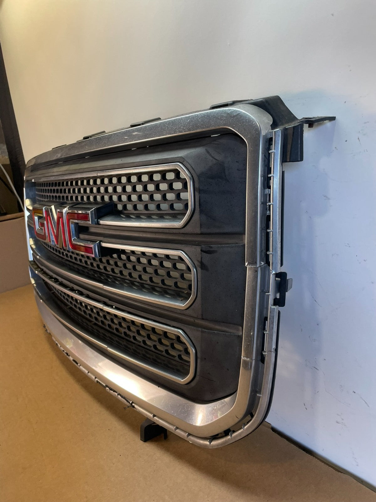 2013 2014 2015 GMC Acadia Front Upper Grill Grille AF8594 DG1