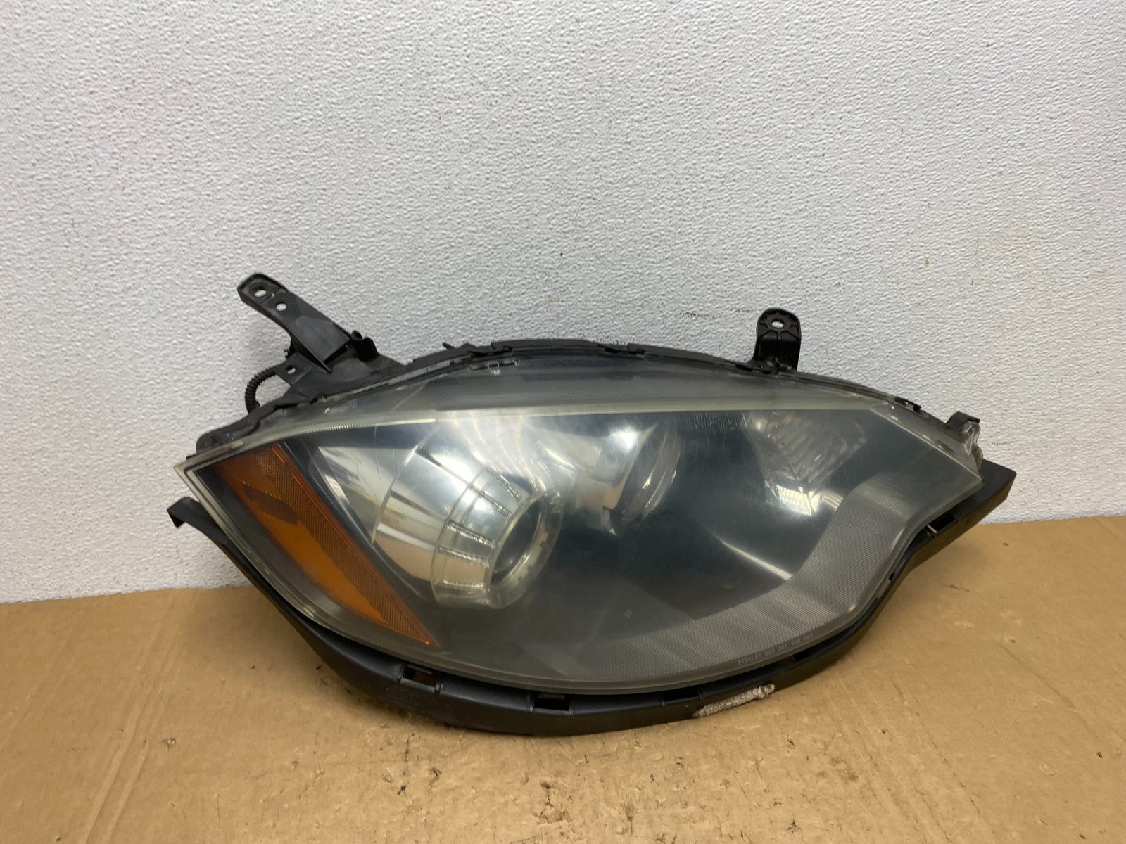 2010 to 2012 Acura Rdx Right Passenger RH Side Headlight Xenon HID AD3761 DW0