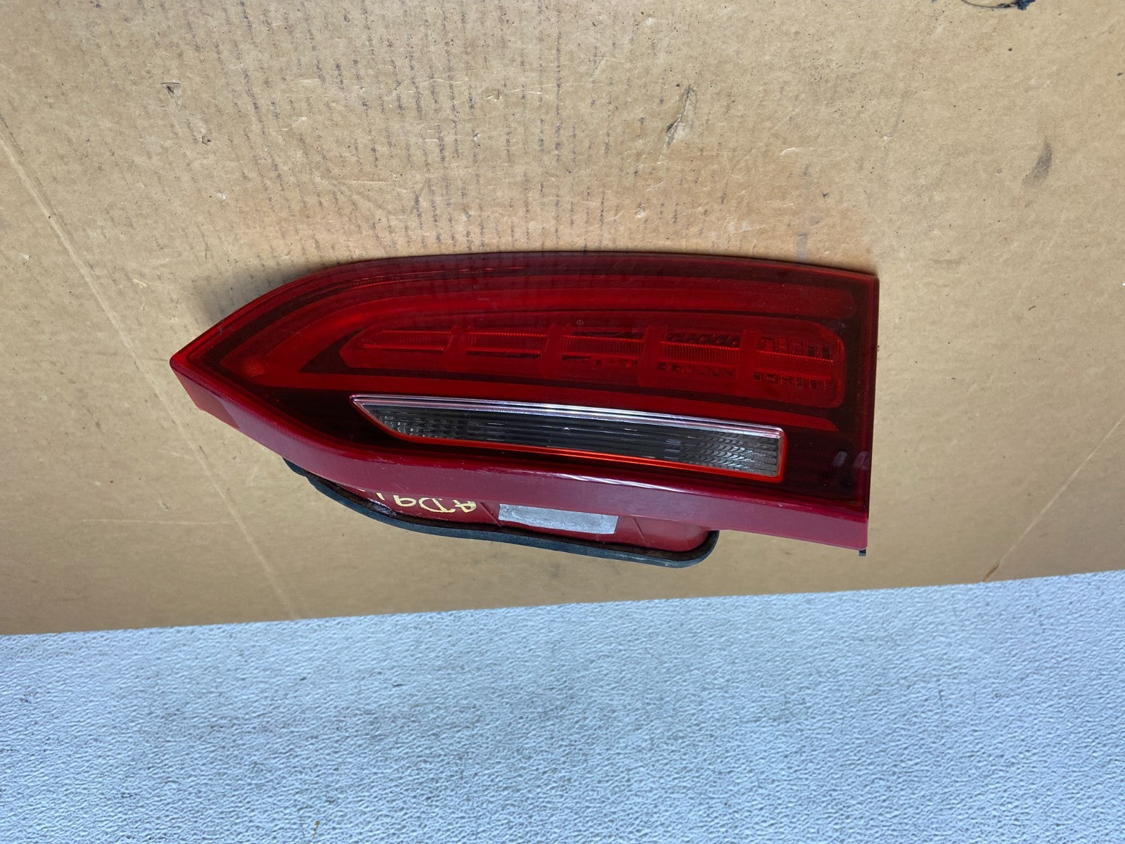 2017 - 2018 Hyundai Santa Fe Right Passenger RH Side Tail Light AD9105 DG0
