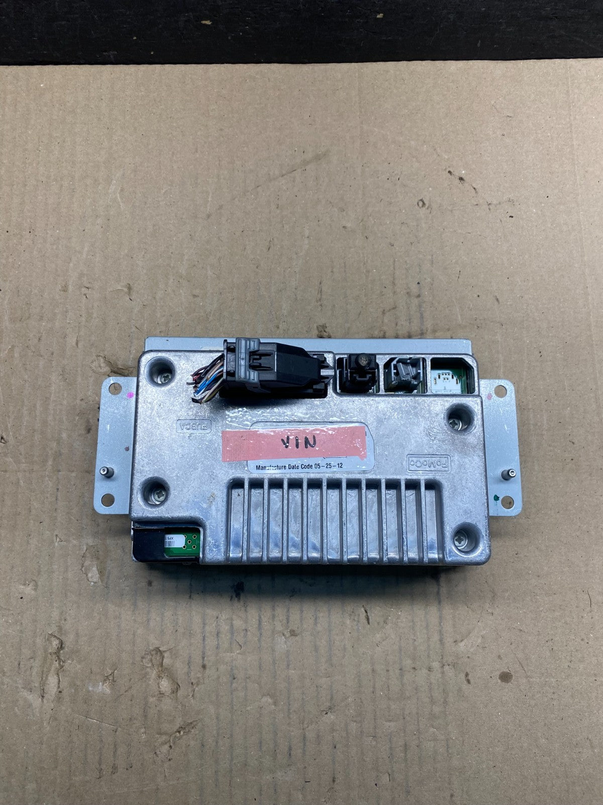 2011 to 2013 Ford Explorer Radio Information Display Screen ai5128 DG3
