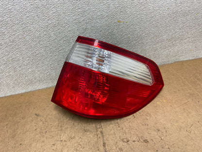 2005 2006 2007 Honda Odyssey Right Passenger RH Side Tail Light Oem X8928 DW0