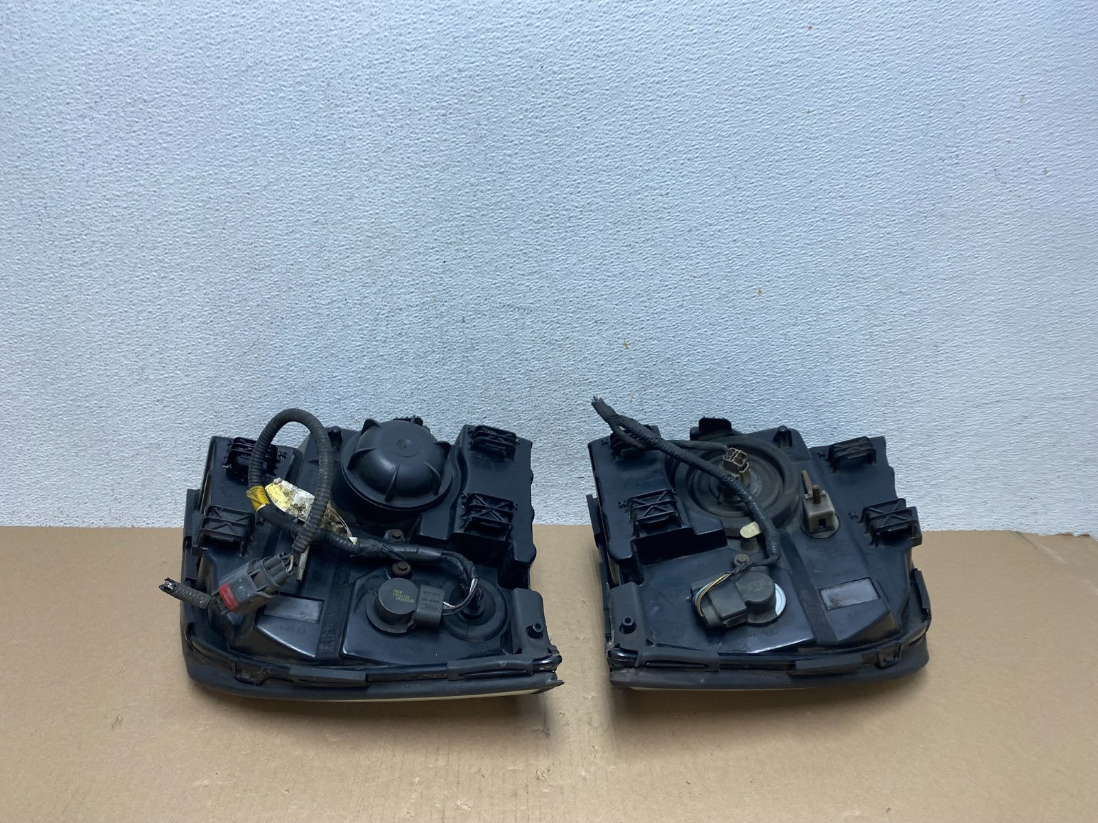 2006-2010 Mercury Mountaineer Left+Right Side Halogen Headlights AE7180 DW6