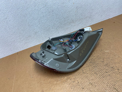 2005 to 2006 Toyota Camry Tail Light Right Passenger Side AE0254 LK5