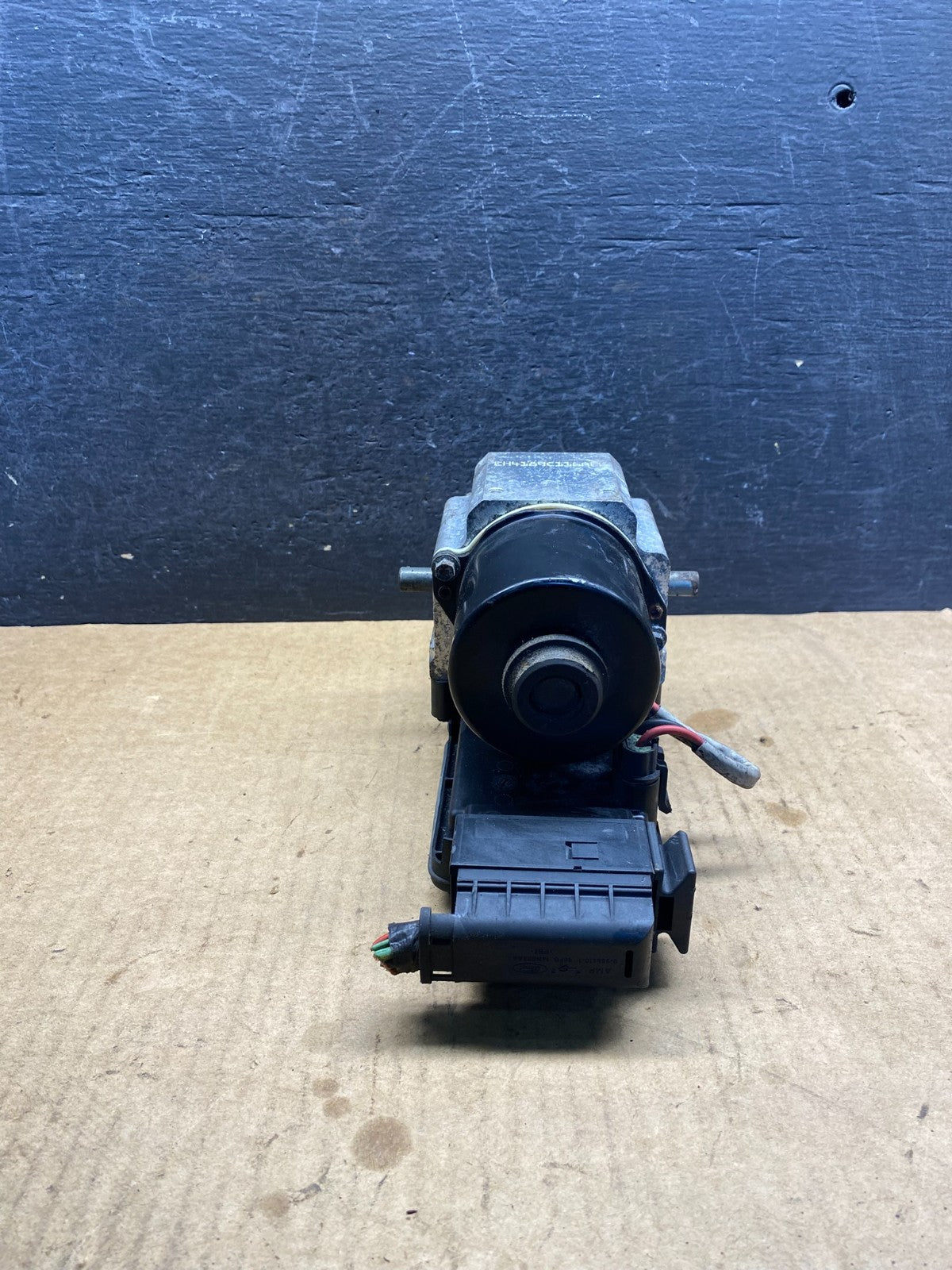 2004 2007 Ford E250 E350 Econoline Anti-Lock ABS Antilock Brake Pump ah7232 DG3