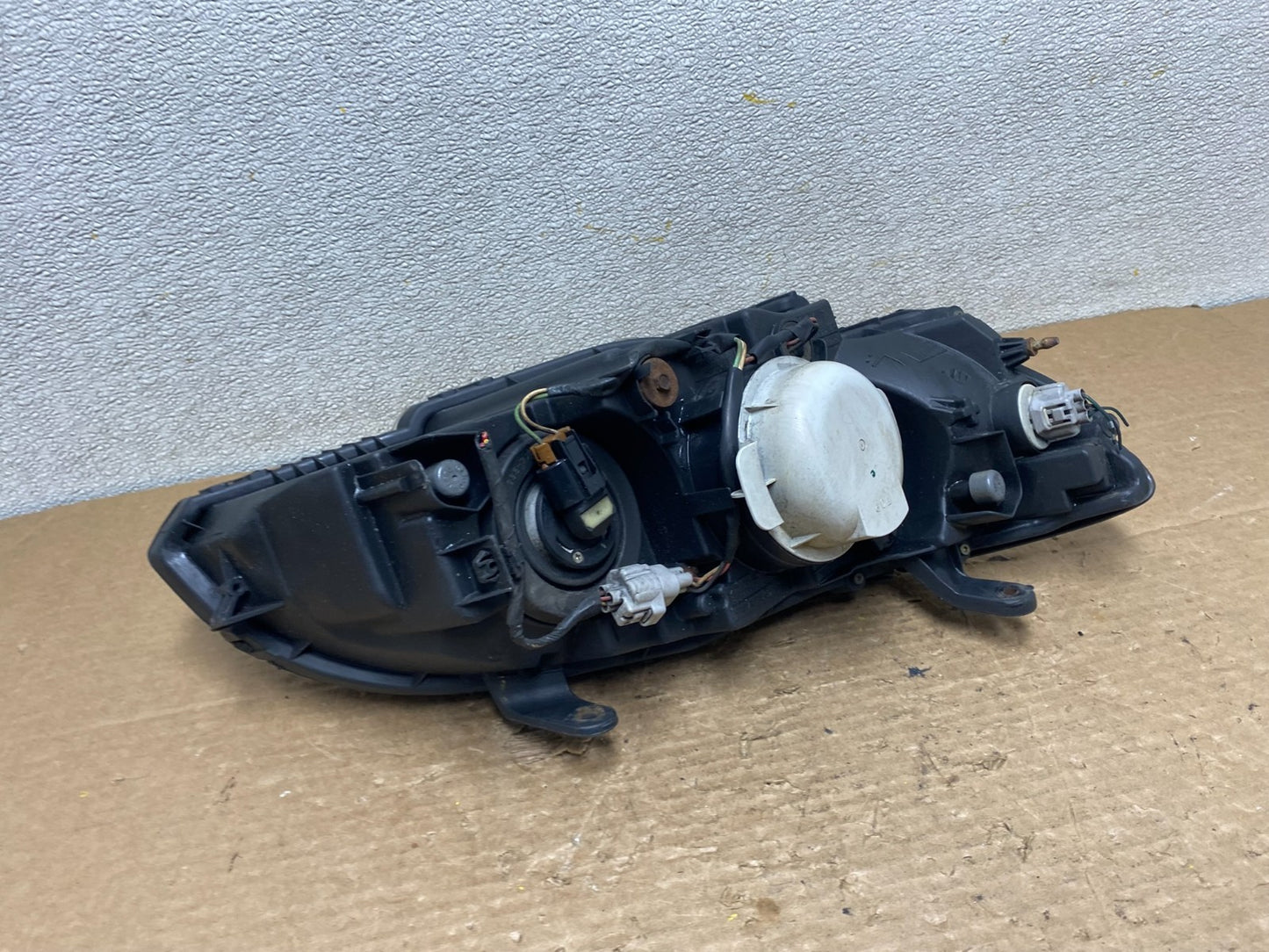 2006-2007 Subaru Legacy Left Driver Side Headlight Halogen Z3041 PS6