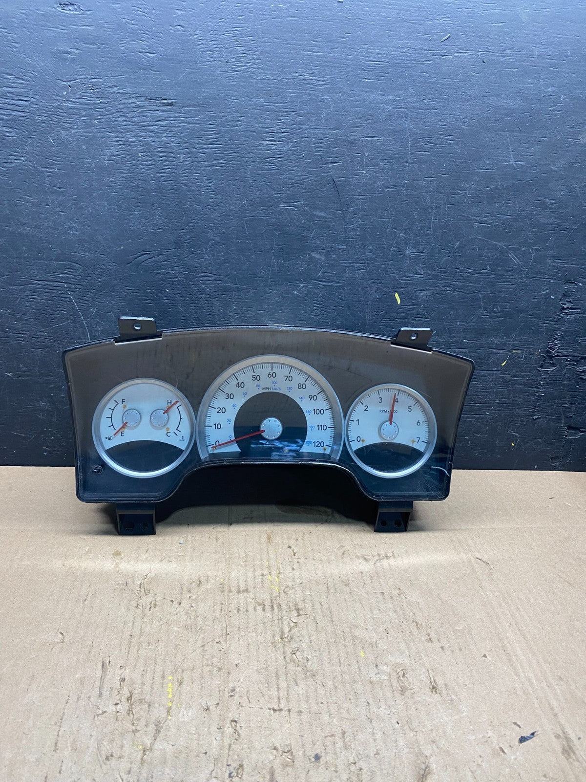 2008 Dodge Durango Speedometer Instrument Cluster Gauge OEM P5667 DG0