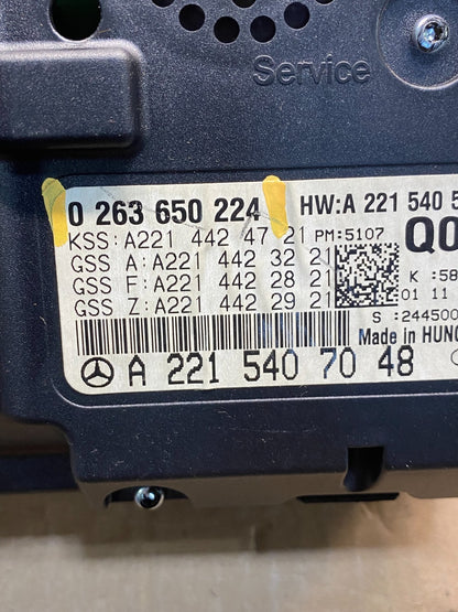 2007 - 2009 Mercedes W221 S550 CL550 Instrument Cluster Speedometer AE7608 DG5
