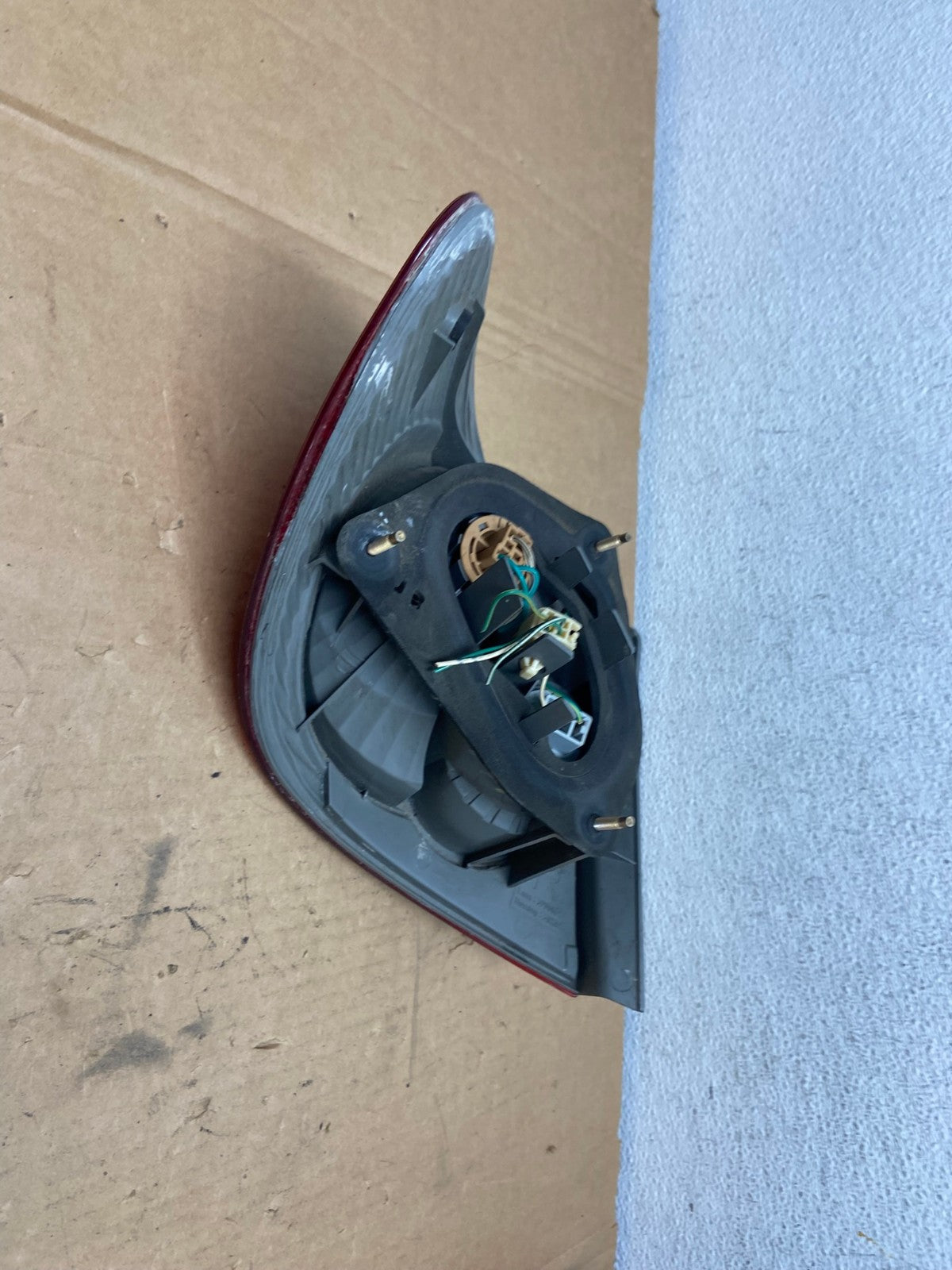 2003 to 2005 Toyota Corolla Right Passenger RH Side Tail Light AD2779 LK5