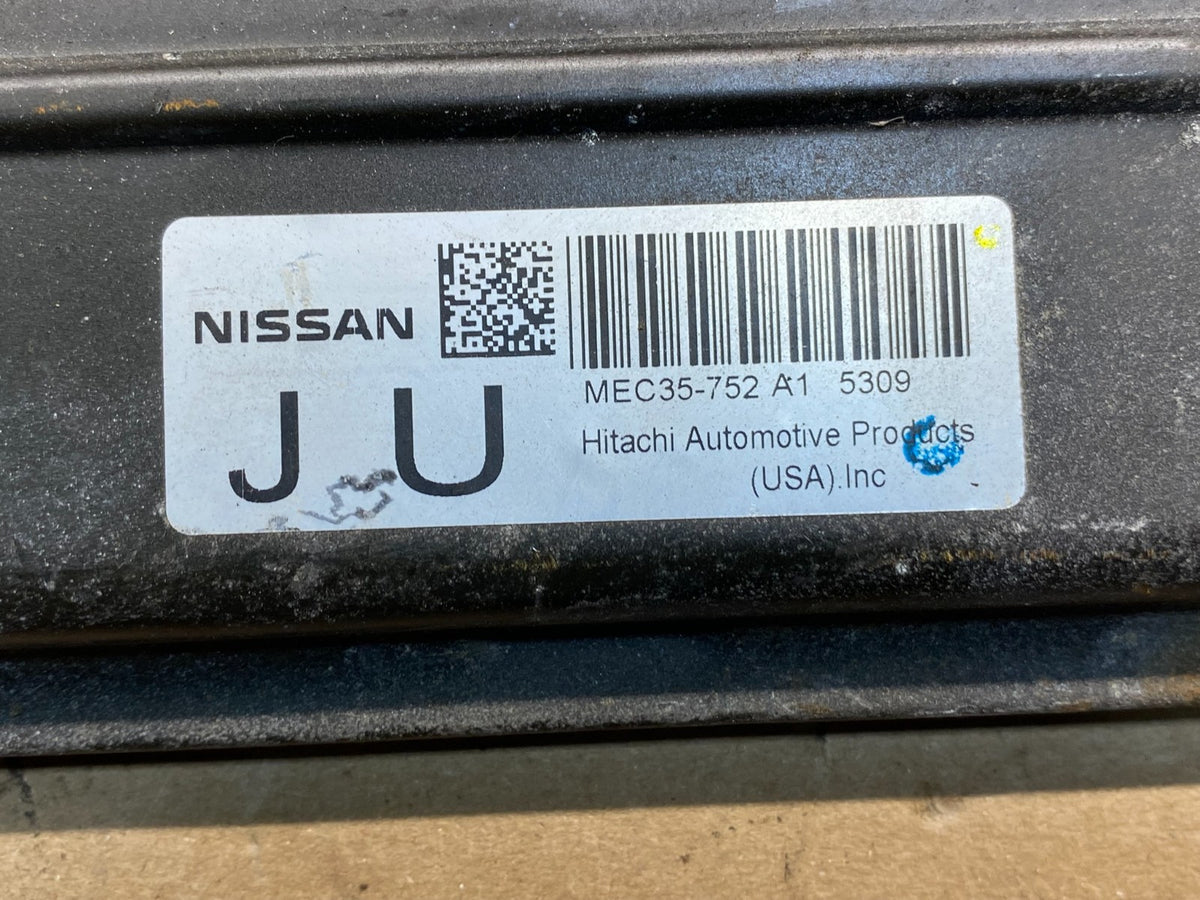 2005 Nissan Pathfinder Engine Control Module ECM MEC35-752 A1 ag3561 DG2