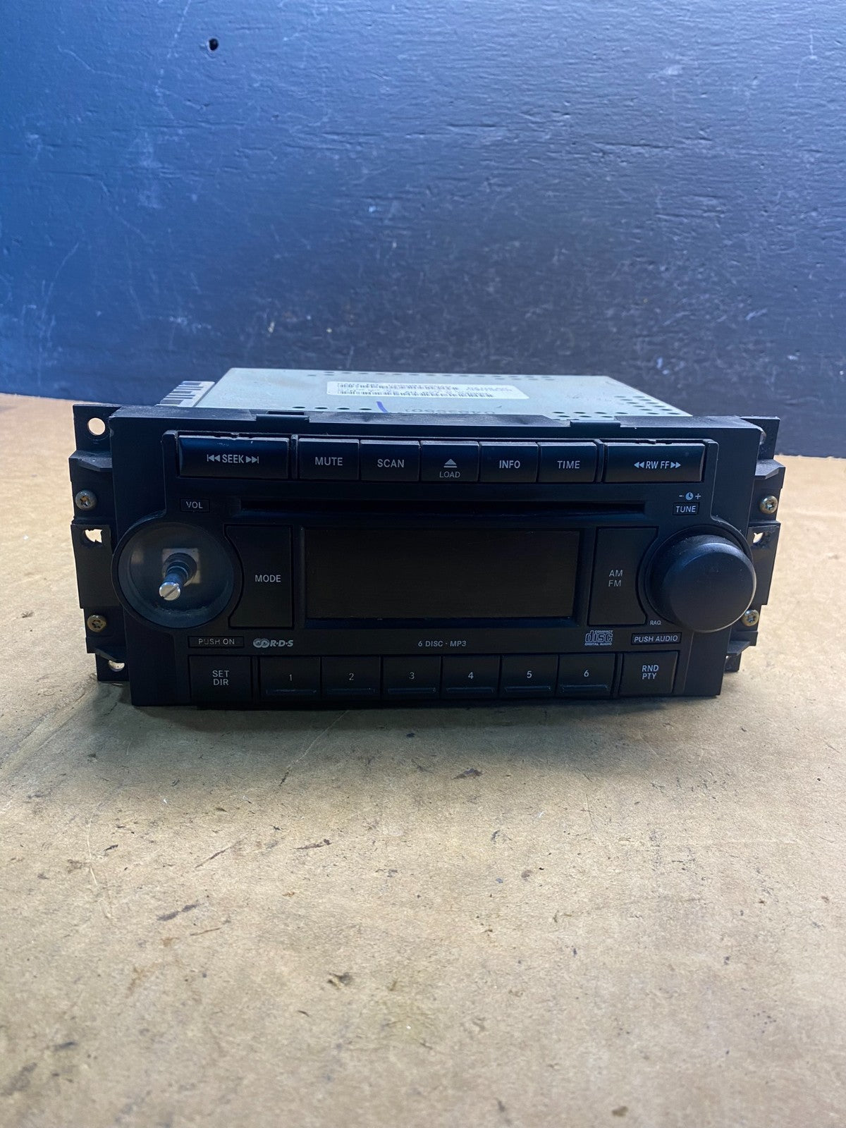 2007-2012 Chrysler Dodge Jeep Ram Radio CD MP3 AUX Receiver ad4974 DG0