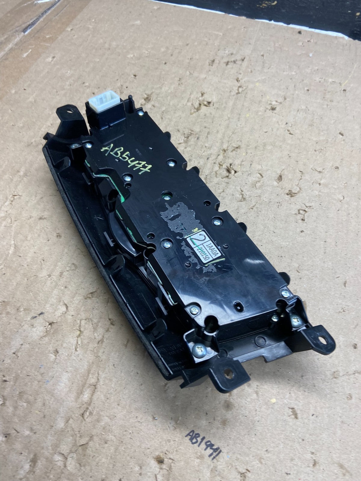 2009-2014 Nissan Murano AM FM Radio CD Control Panel AB5477 DG3