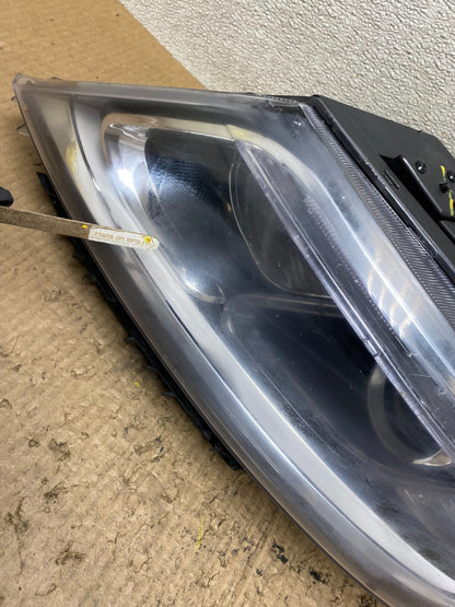 2014 to 2015 Kia Sorento Left Driver LH Side Headlight Halogen Oem W7755 DW4