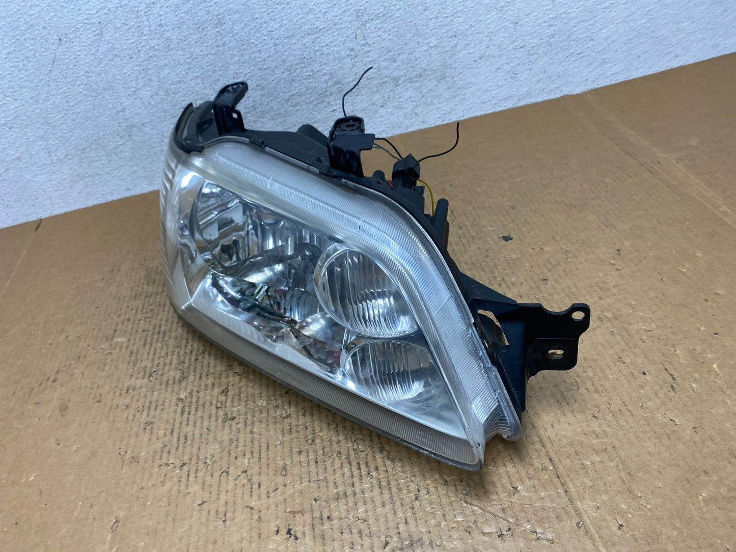 2002 - 2003 Mitsubishi Lancer Right Passenger Side Headlight Halogen AE2704 DW1