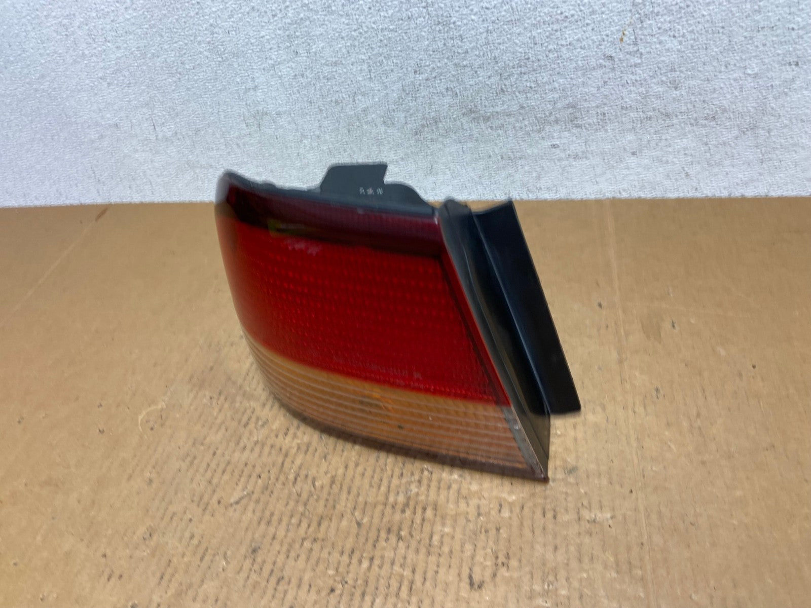 1997 1998 1999 Nissan Maxima Left Driver LH Side Tail light AE0524 LK1
