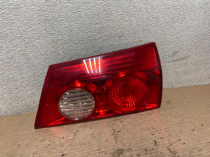 2006 to 2010 Toyota Sienna Right Passenger Side Rh Inner Tail Light  AA9806 LK0