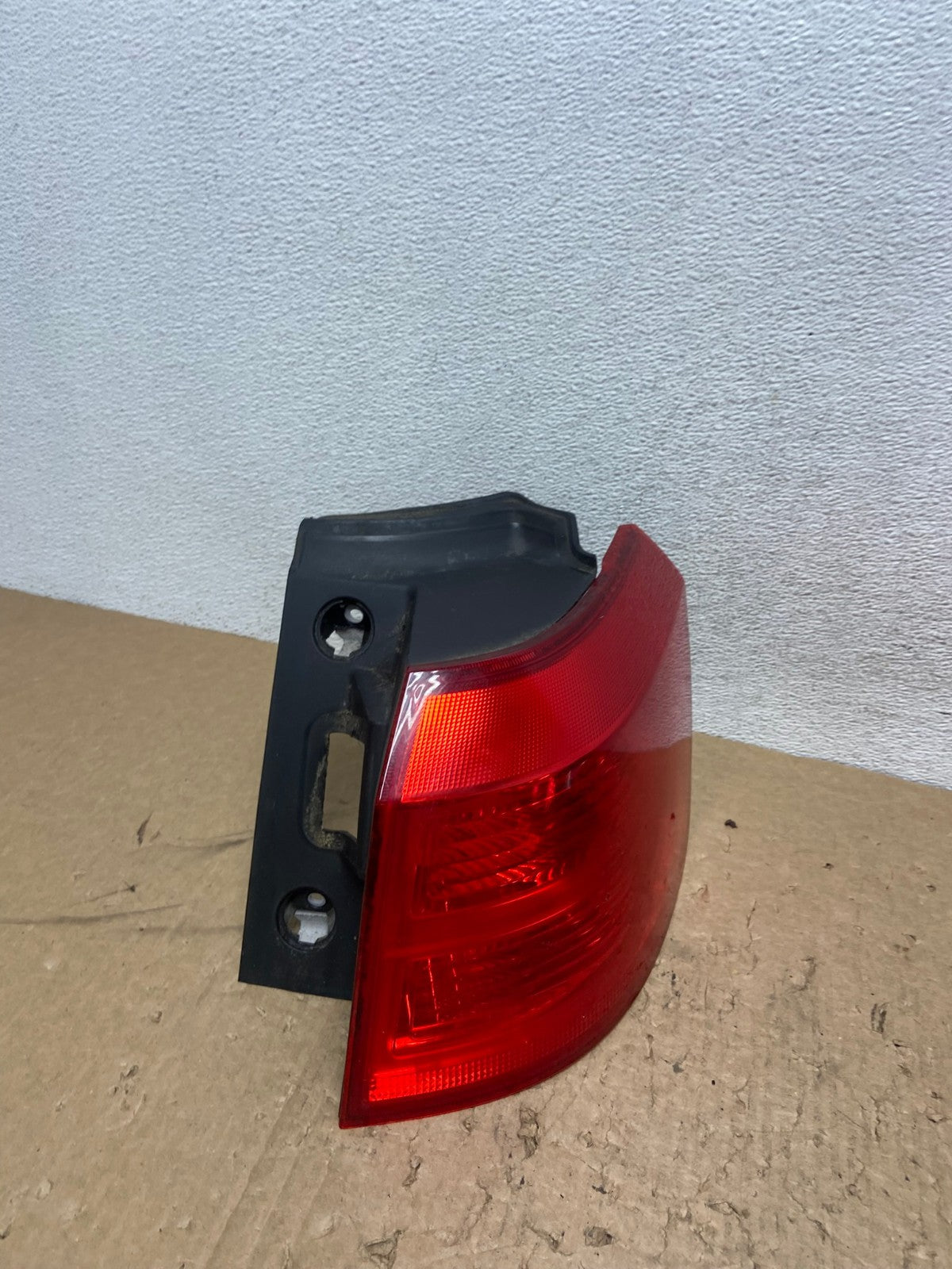 2010 to 2017 GMC Terrain Halogen Right Passenger Rh Side Tail Light AG1338 LK2