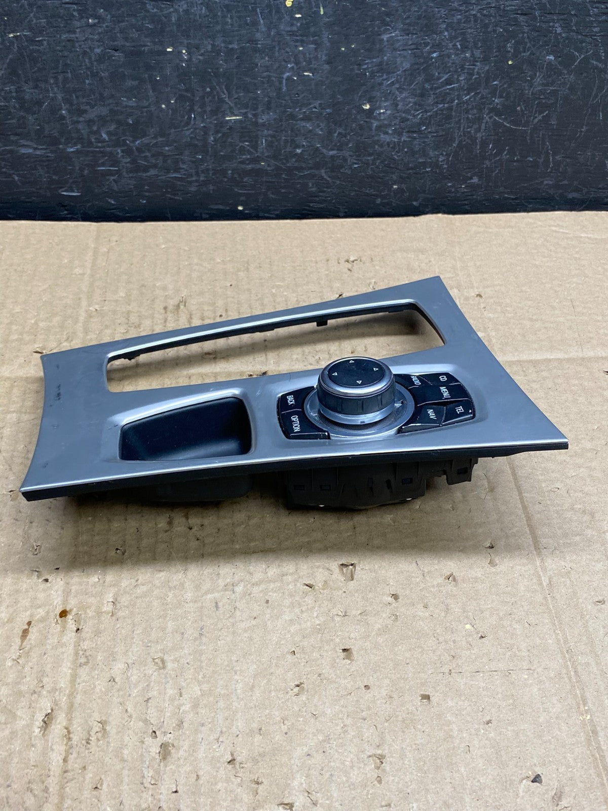 2009-2015 BMW X5 E70 X6 E71 iDrive Media Switch CIC Controller 9231116 01 AC95542