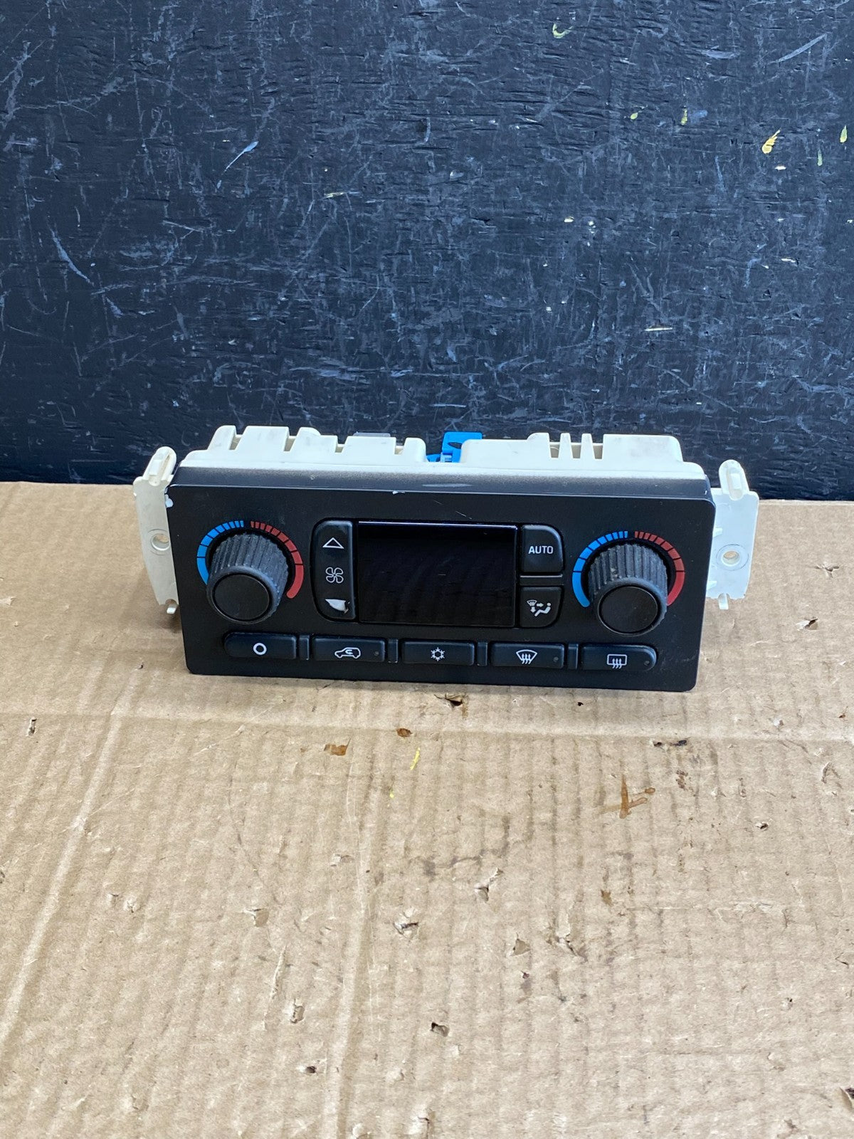 2003 to 2006 Chevrolet Silverado HVAC Heater Climate Control Module AC9522 DG0