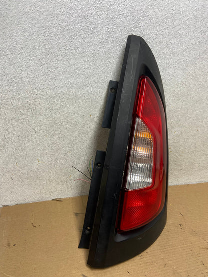 2012 to 2013 Kia Soul Right Passenger Rh Side Tail Light AH4223 LK1