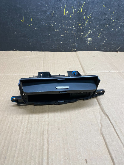 2006 - 2012 Kia Sedona Center Console Dash Storage Compartment Box AA4478 DG1