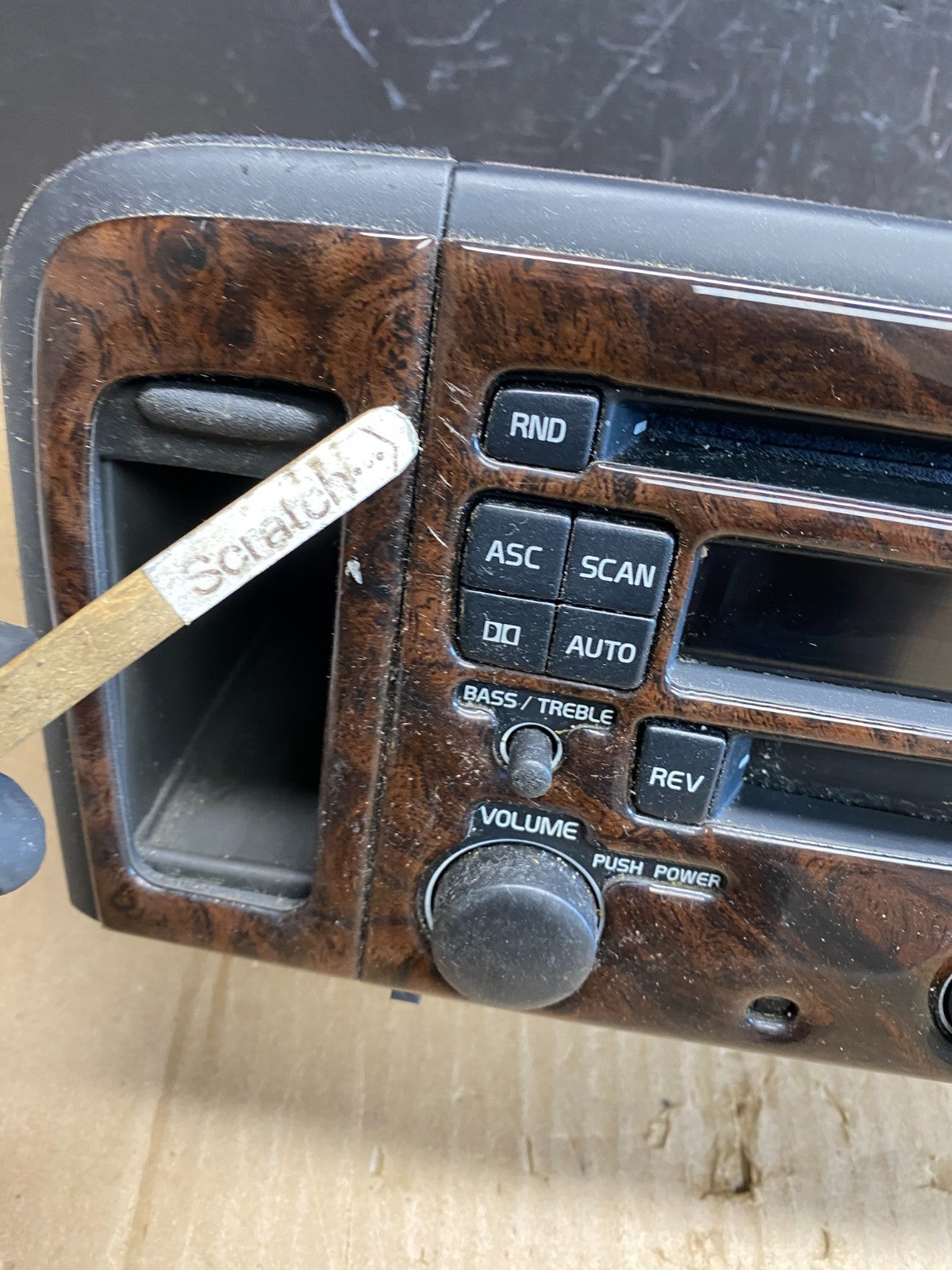 1999-2004 Volvo S80 Radio AM FM CD Cassete Tape Player Radio OEM ab9651 DG1