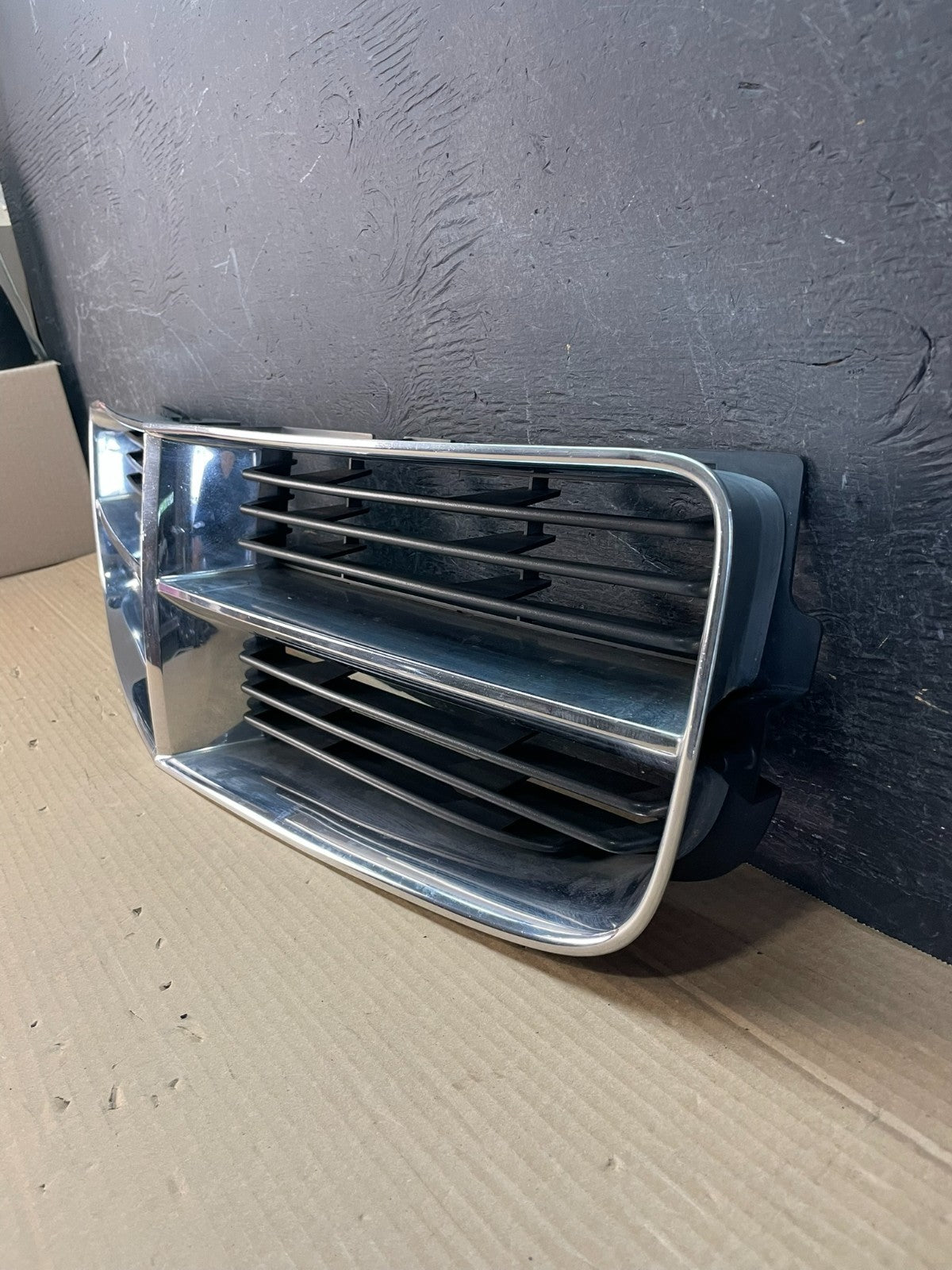 2006 to 2010 Dodge Charger Front Upper Grill Grille AE8738 DG1