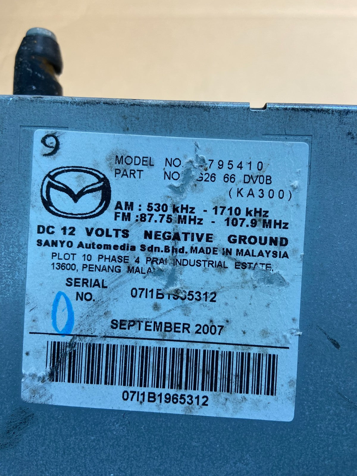 2007 to 2009 Mazda CX9 CX-9 Radio Stereo CD MP3 Player Screen Display z0543 DG7