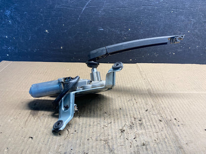 2014-2015 Kia Sorento Rear Glass Windshield Wiper Motor AA7466 DG1