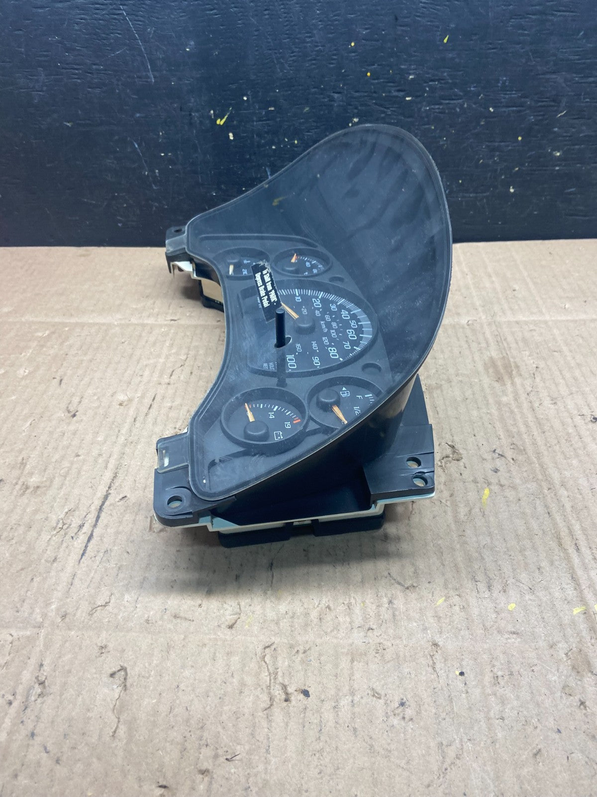 2004 to 2007 Chevrolet Express Speedometer Cluster Gauge p3393 PS2