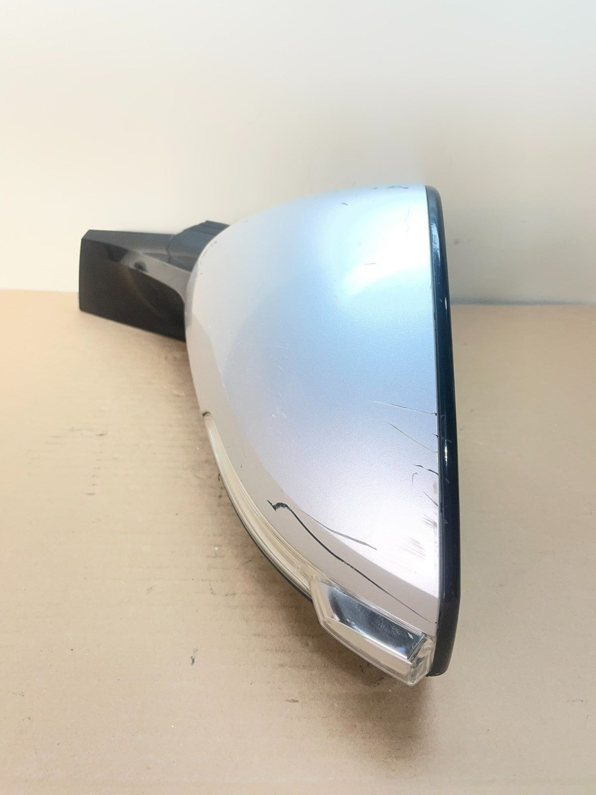 2011 to 2015 Chevrolet Volt Left Driver View Door Mirror ah8798 DG10