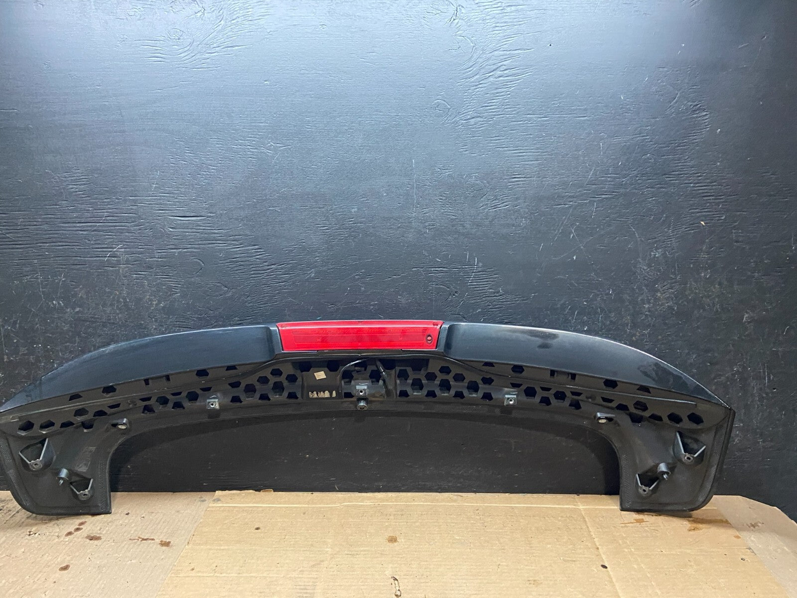 2012 to 2017 Ford Focus SE 4DR Hatchback Trunk Lid Spoiler Wing OEM H7173 DG17