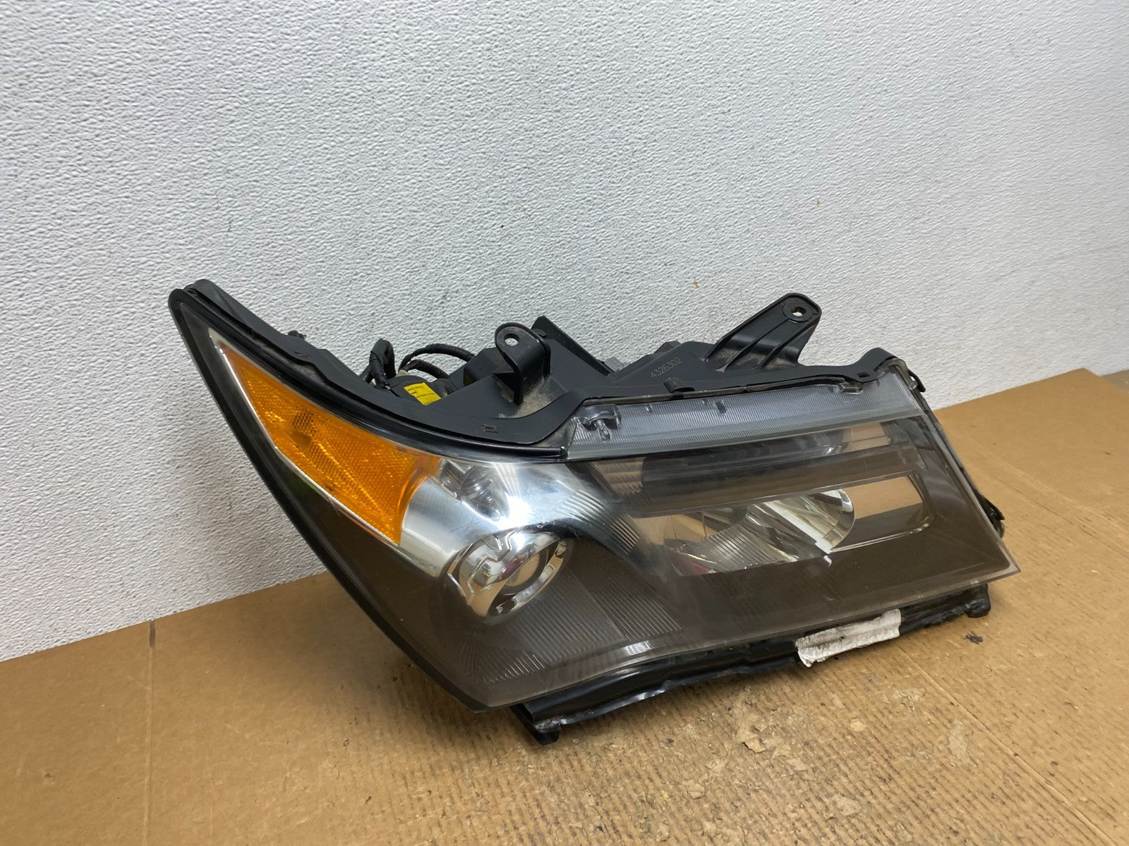 2007 2008 2009 Acura MDX Headlight Xenon HID Right Passenger RH DEPO AE2816 DW2