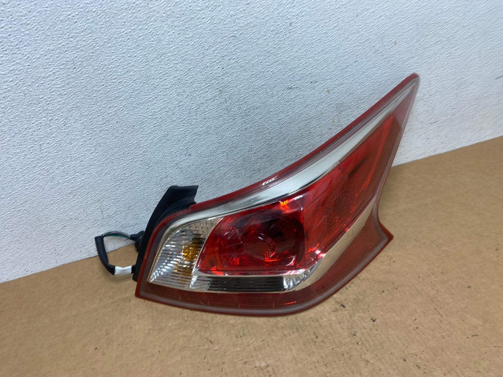 2013 2014 2015 Nissan Altima Right Passenger RH Side Tail Light AD4735 LK2