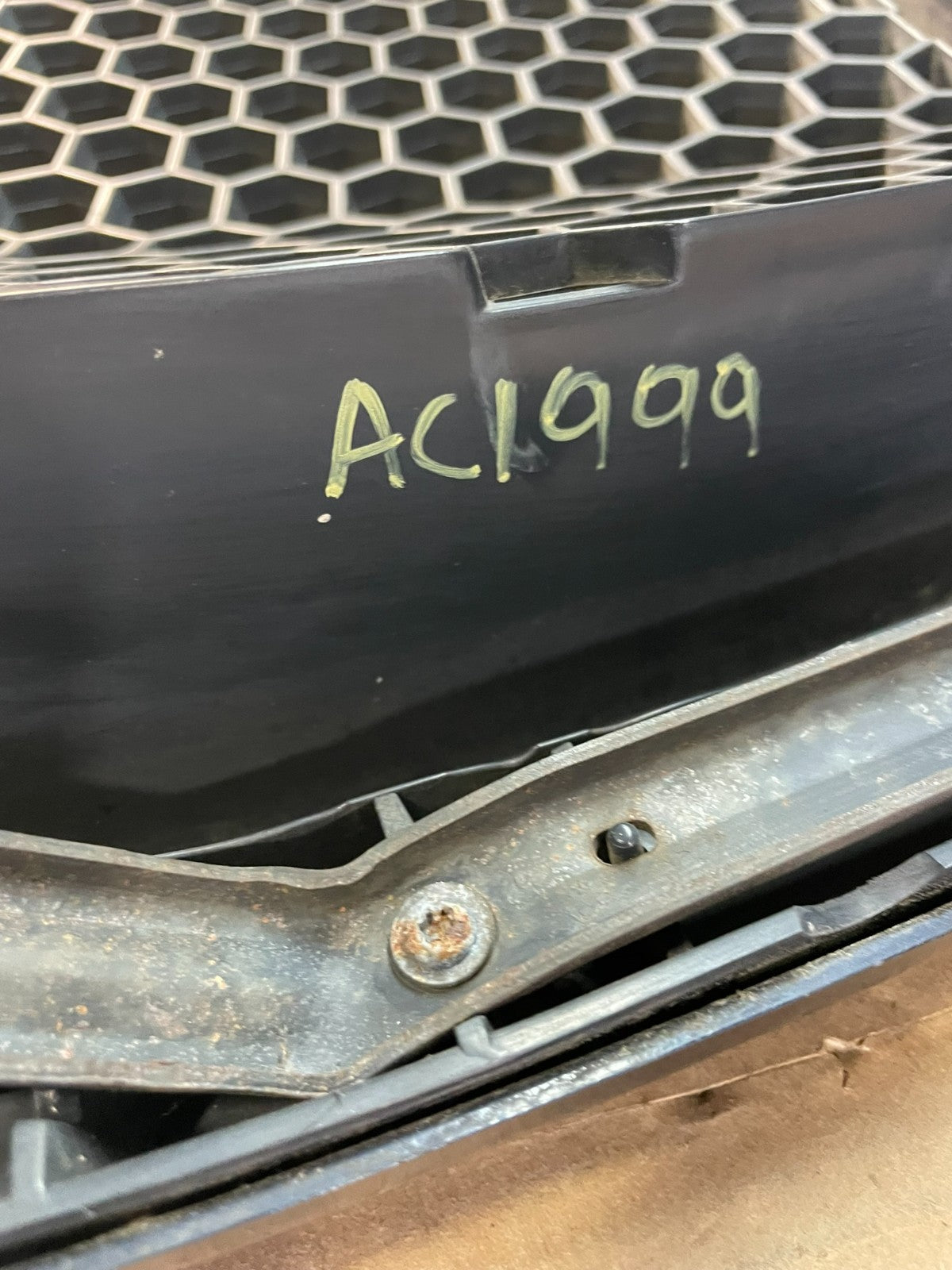 2004 to 2008 Ford F150 F-150 Front Upper Grill Grille Oem AC1999 DG11