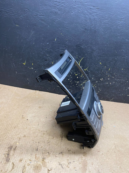 2007 to 2012 Hyundai Veracruz Auto Climate Temp Control Radio Bezel OEM Z7203 DG2