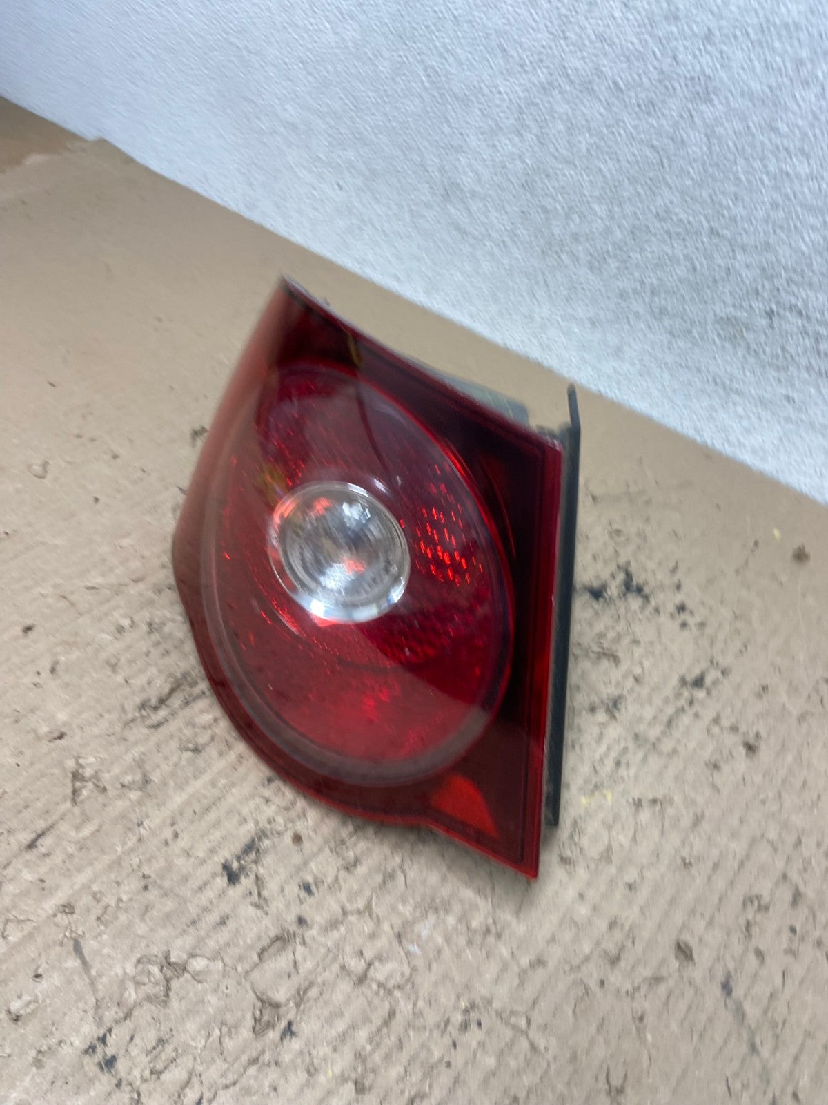 2008 2009 2010 Volkswagen Jetta Left LH Side Tail Light AF7223 LK1
