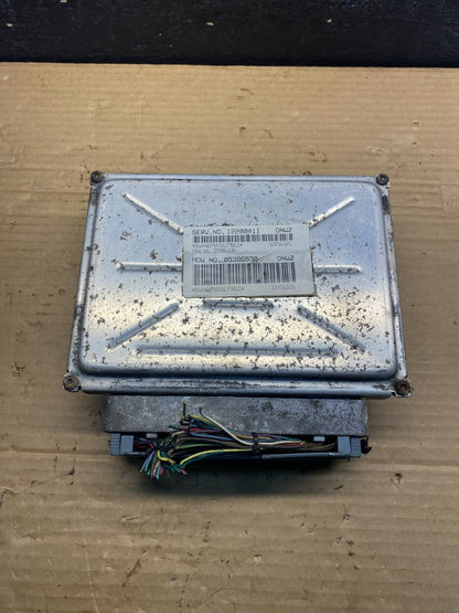 2001-2002 Silverado Tahoe Engine Computer Module 12200411 ECM ECU AE6224 DW0