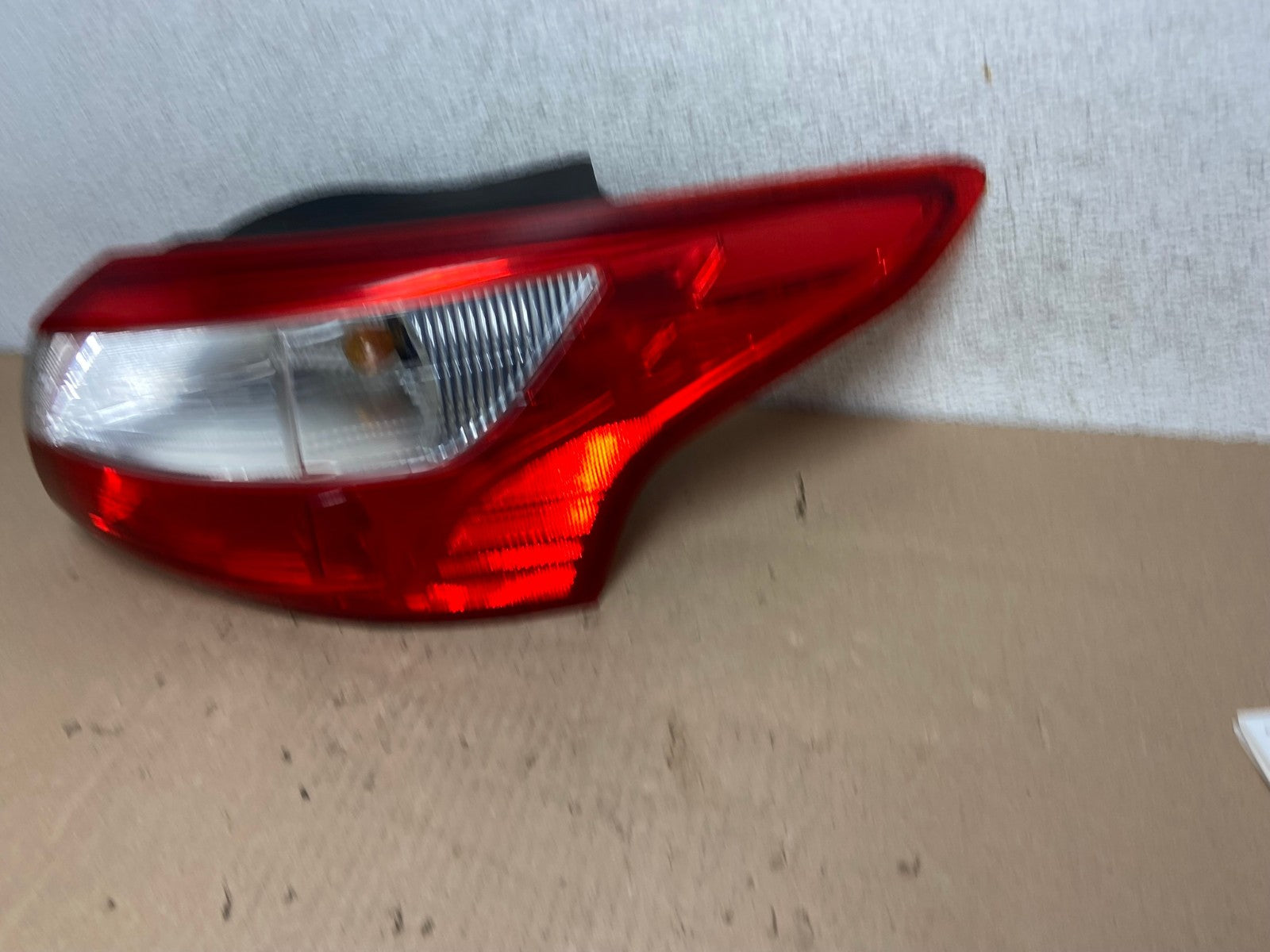 2012 2013 2014 Ford Focus Sedan Right Passenger Rh Side Tail Light AG6727 LK1