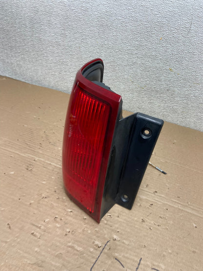 2003 to 2006 Lincoln Navigator Left Driver LH Side Tail Light OEM AB1425 LK1