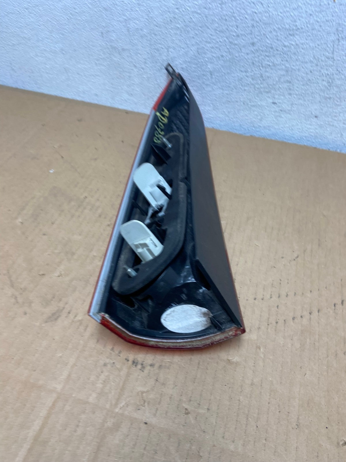 2005 - 2007 Volvo XC70 V70 Right Passenger RH Side Tail Light Upper AD0788 LK5