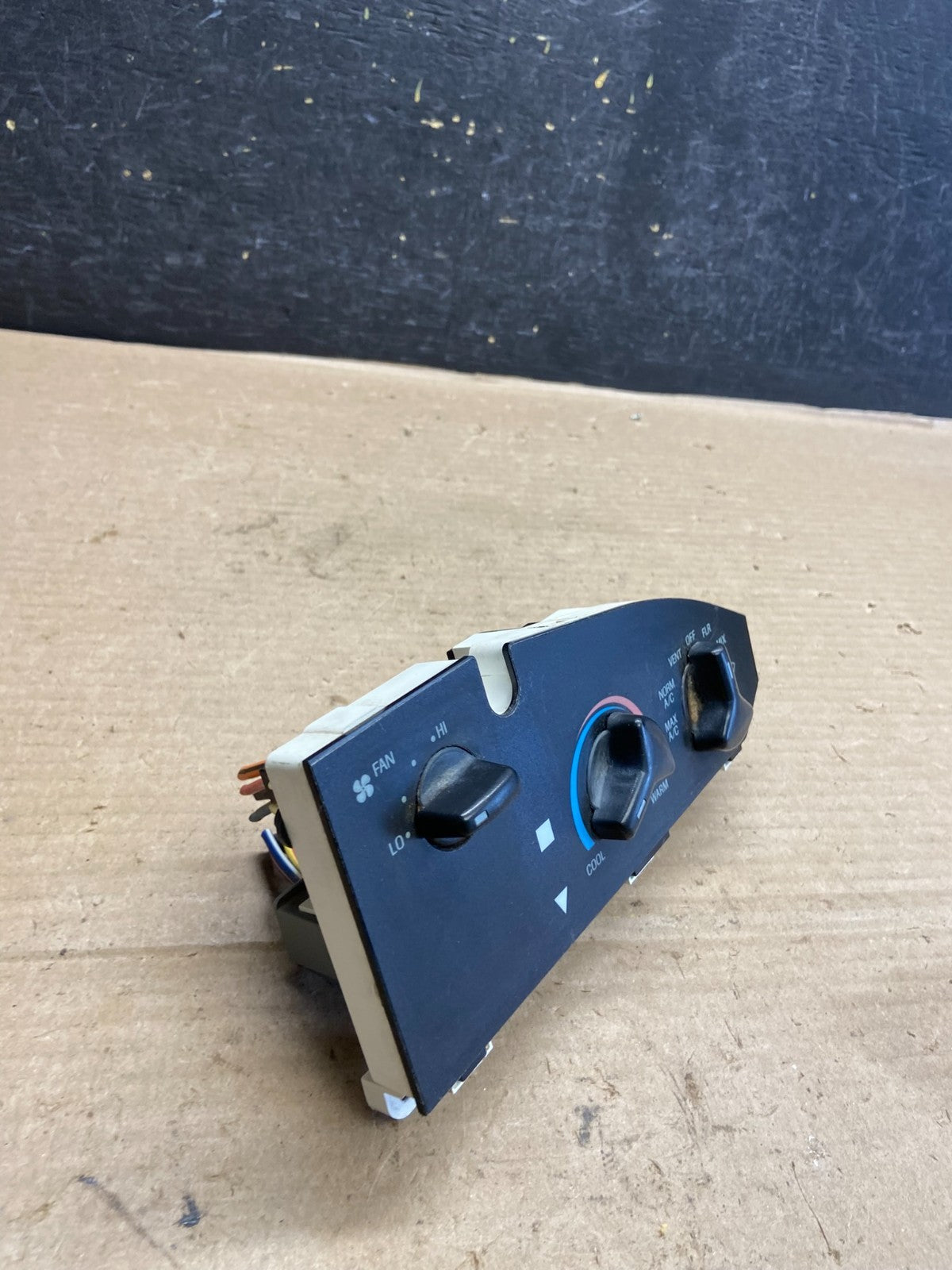 1997-2014 Ford Van Econoline E150 E250 Heater Climate Fan Control AH3707 DG1