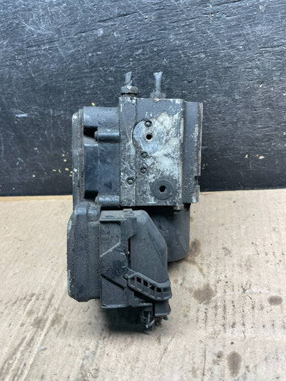2004 2005 2006 Cadillac Escalade ABS Pump Anti Lock Brake Module T7558 DG1