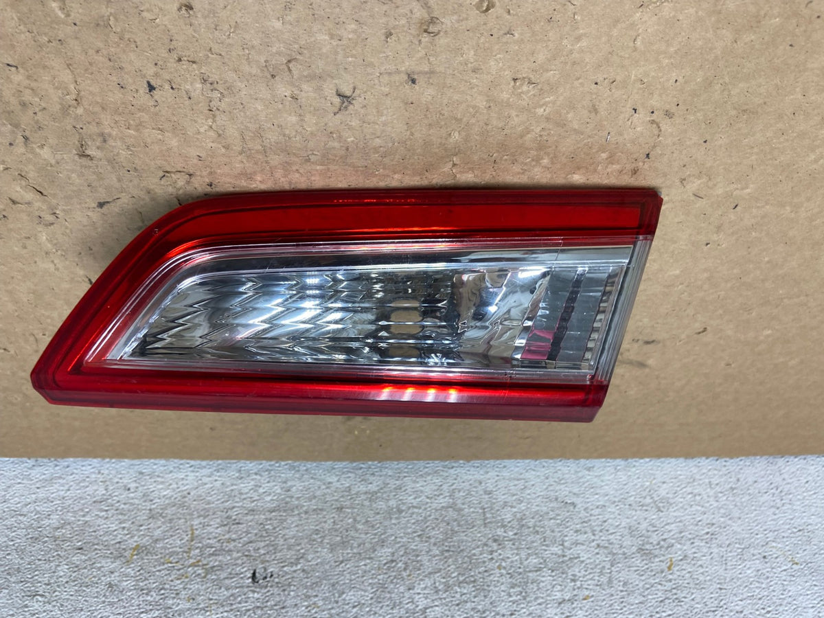 2012 2013 2014 Toyota Camry Right Passenger Rh Tail Light Inner AI3676 LK0