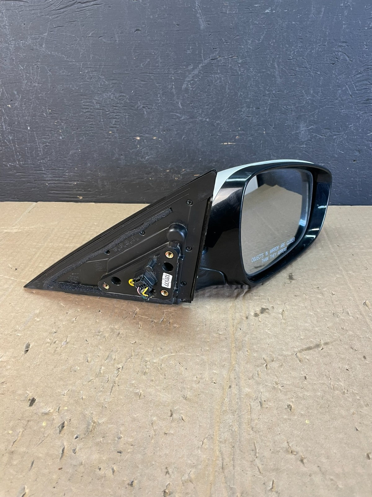 2012 to 2017 Hyundai Veloster Right Passenger RH View Door Mirror AC9920 DW5