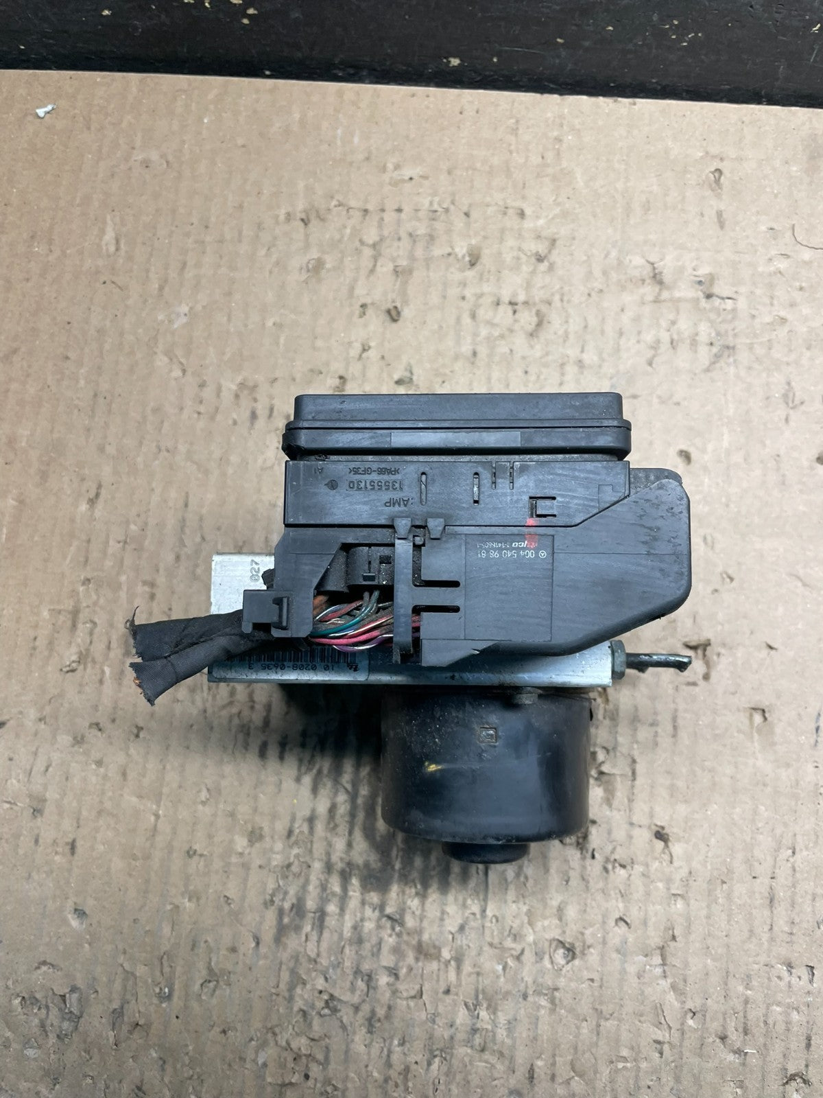 2006 - 2009 Mercedes ML550 GL450 R350 ABS Anti Lock Brake Pump Module U8976 DG3