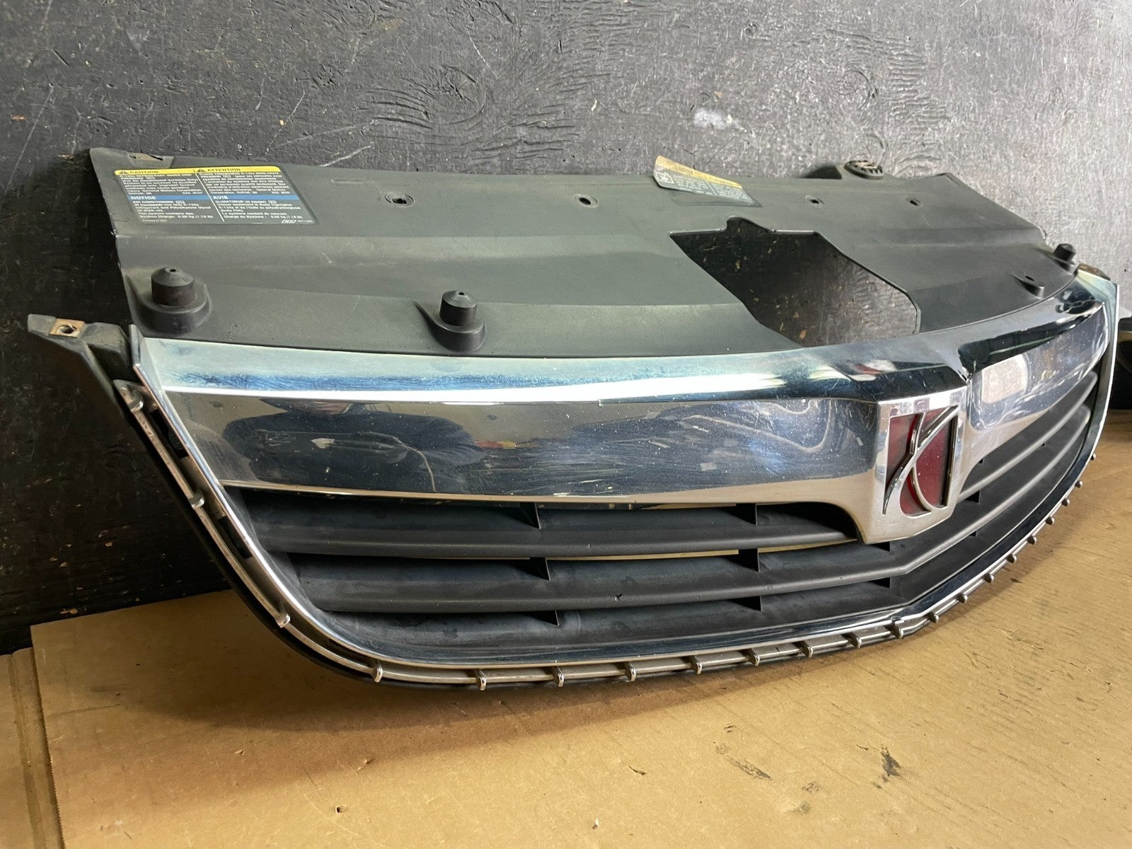 2008 2009 Saturn Aura Front Upper Grille Grill AA2280 DG2