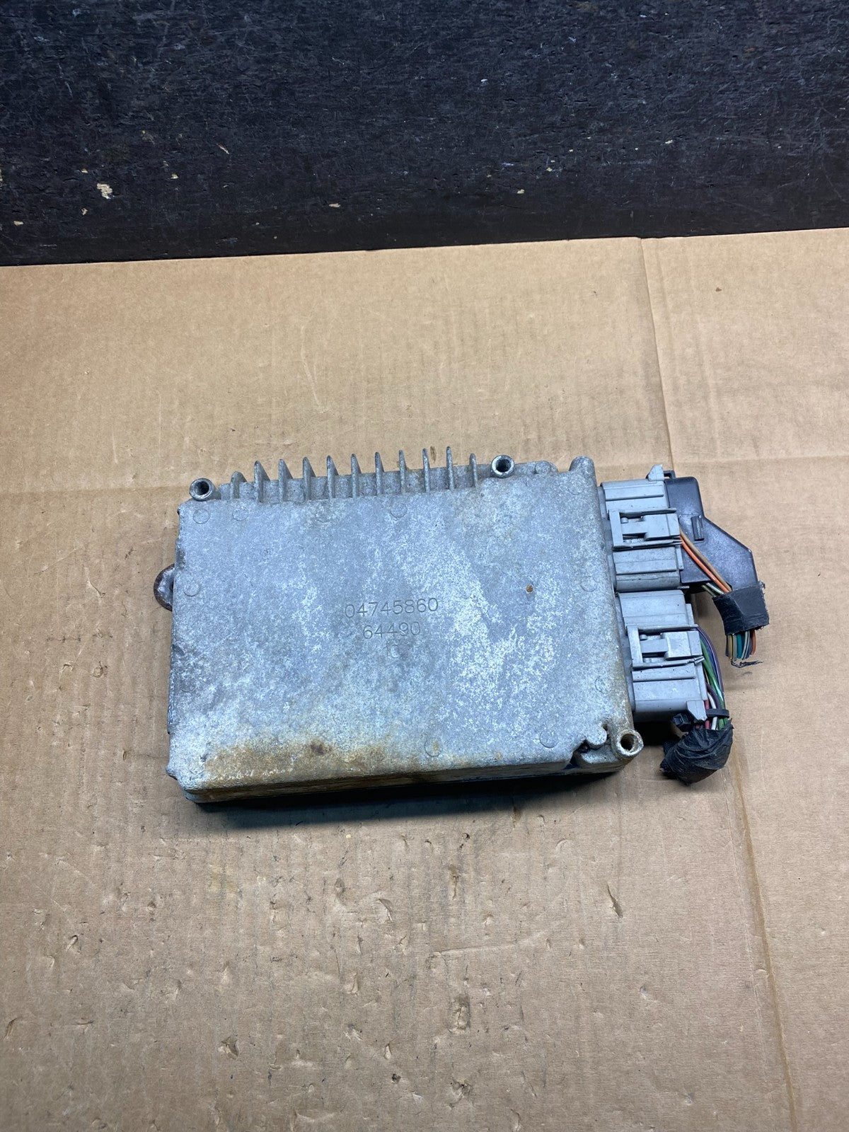 2000 Dodge Caravan 3.3L Engine Control Unit ECU Module p04727279AB AI9801 DW0