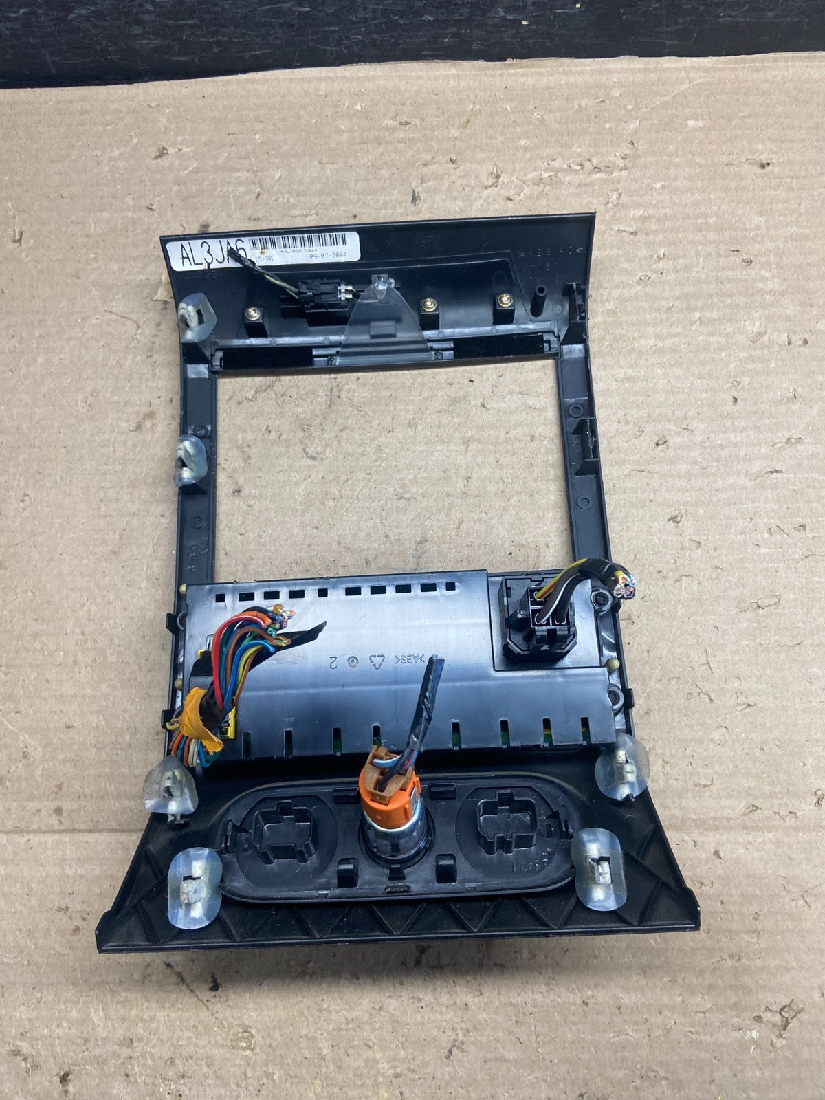 2004 to 2008 Ford F150 Radio Climate Dash Bezel Surround Black ah5355 DG4